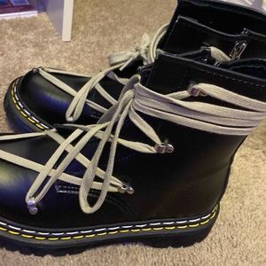 Rick Owens x Dr martins